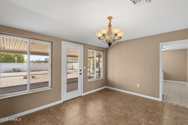 10317 W FLORIADE Drive, Sun City, AZ 85351