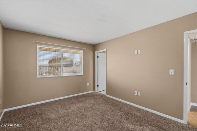 10317 W FLORIADE Drive, Sun City, AZ 85351