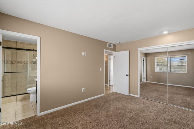 10317 W FLORIADE Drive, Sun City, AZ 85351
