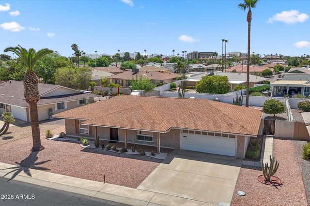 10317 W FLORIADE Drive, Sun City, AZ 85351