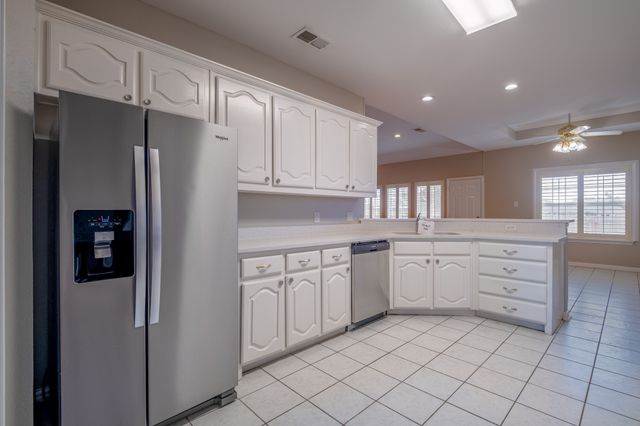 1225 Remington Park Drive, Talty, TX 75160