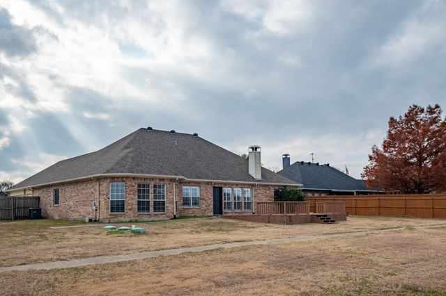 1225 Remington Park Drive, Talty, TX 75160