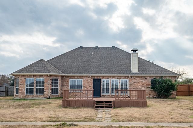 1225 Remington Park Drive, Talty, TX 75160