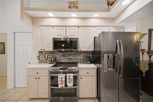 4710 W MUSTANG BOULEVARD, Beverly Hills, FL 34465