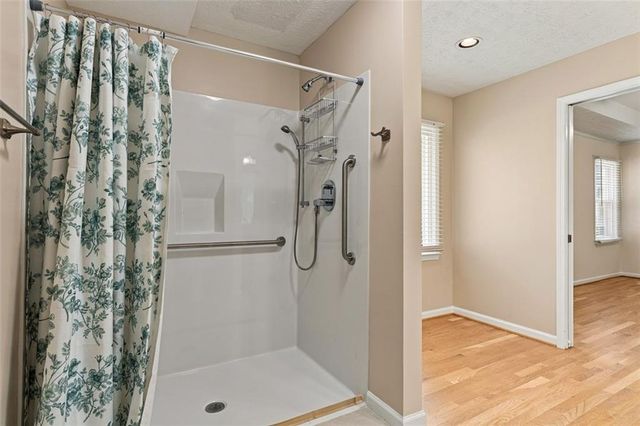 150 Acorn Drive, Mcdonough, GA 30253