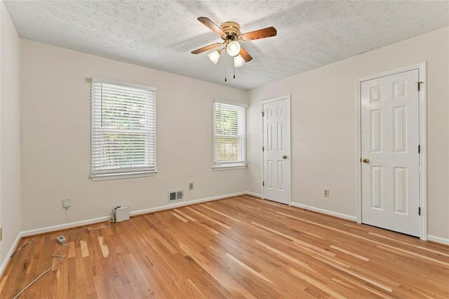 150 Acorn Drive, Mcdonough, GA 30253