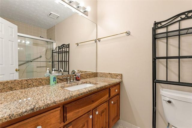 150 Acorn Drive, Mcdonough, GA 30253