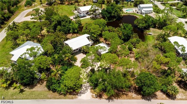 10545 Habitat TRL, Bokeelia, FL 33922