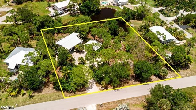 10545 Habitat TRL, Bokeelia, FL 33922