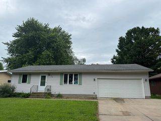 508 4th Street NW, New Richland, MN 56072