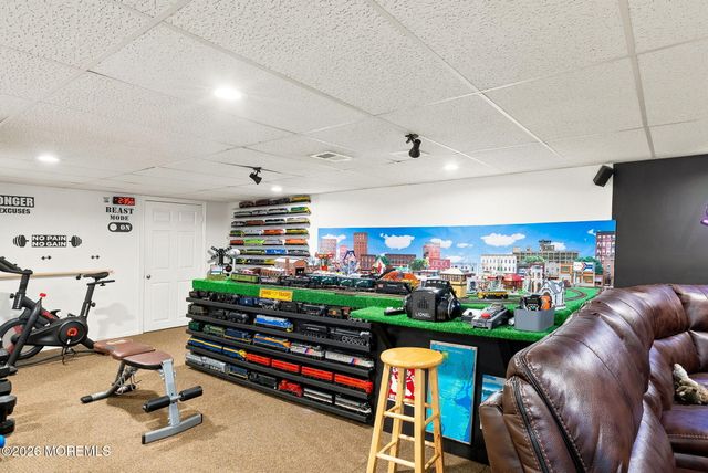 29 Enclosure Drive, Morganville, NJ 07751