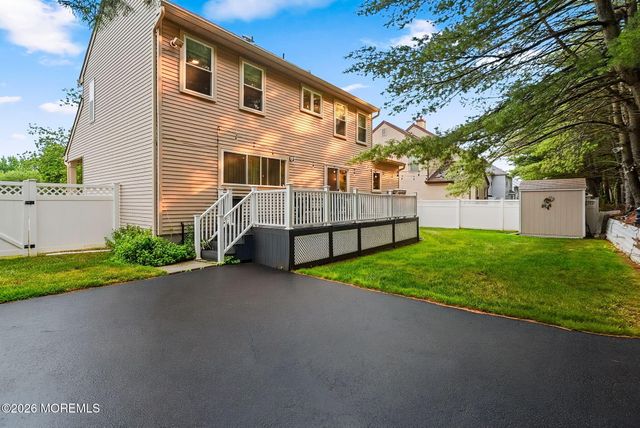 29 Enclosure Drive, Morganville, NJ 07751