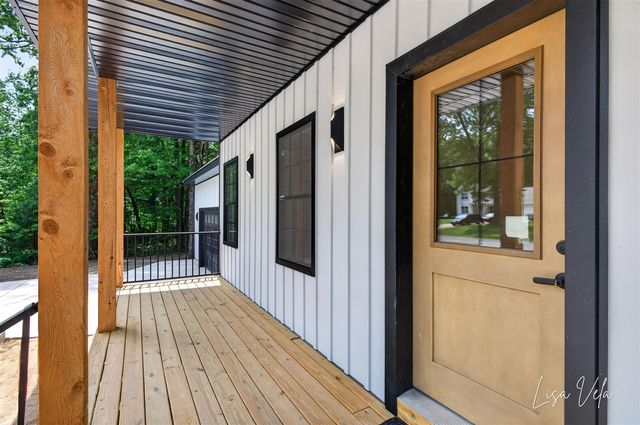 5527 E Samantha Lane, Twin Lake, MI 49457