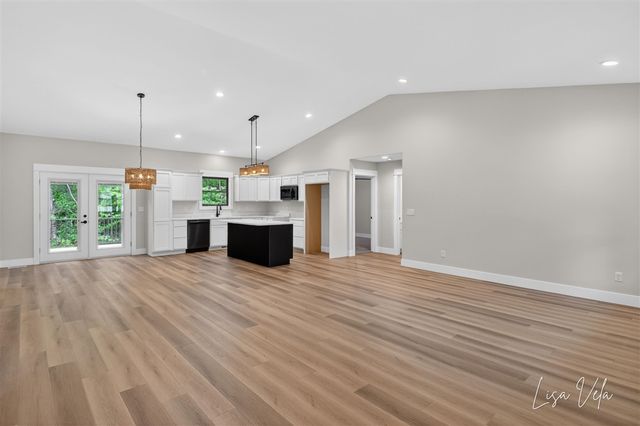5527 E Samantha Lane, Twin Lake, MI 49457