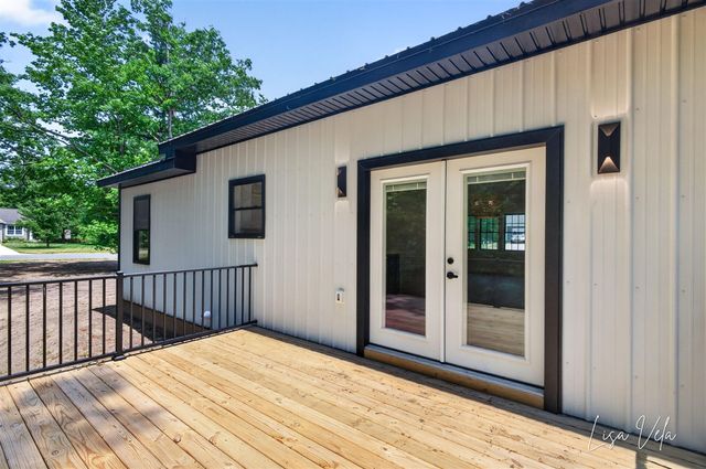 5527 E Samantha Lane, Twin Lake, MI 49457