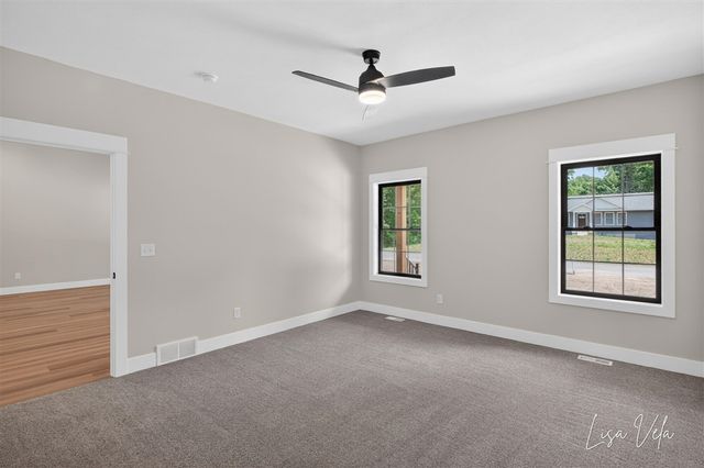 5527 E Samantha Lane, Twin Lake, MI 49457