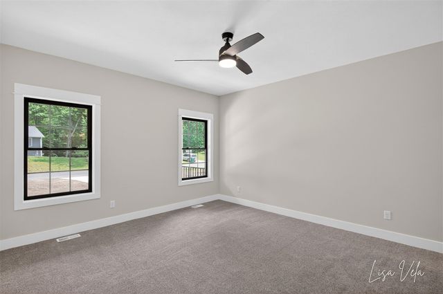 5527 E Samantha Lane, Twin Lake, MI 49457