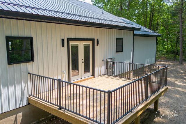 5527 E Samantha Lane, Twin Lake, MI 49457