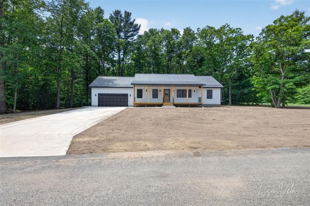 5527 E Samantha Lane, Twin Lake, MI 49457