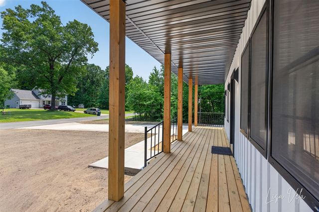 5527 E Samantha Lane, Twin Lake, MI 49457