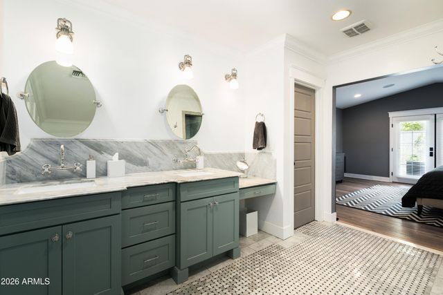 4618 E CALLE VENTURA --, Phoenix, AZ 85018