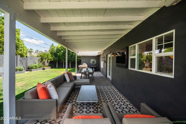 4618 E CALLE VENTURA --, Phoenix, AZ 85018