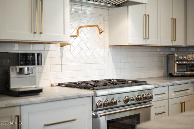 4618 E CALLE VENTURA --, Phoenix, AZ 85018