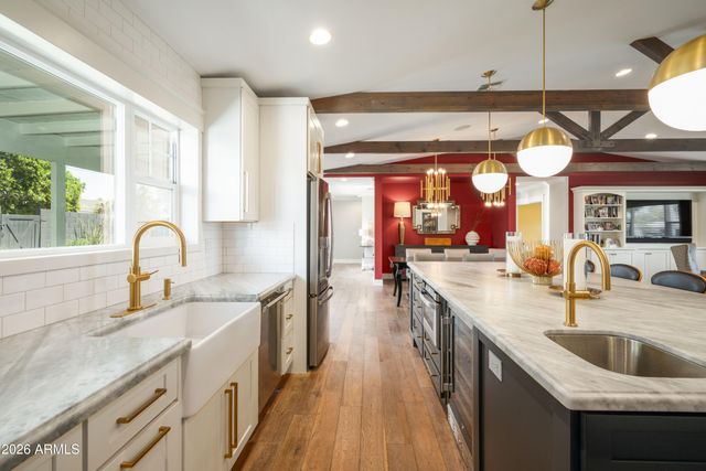 4618 E CALLE VENTURA --, Phoenix, AZ 85018