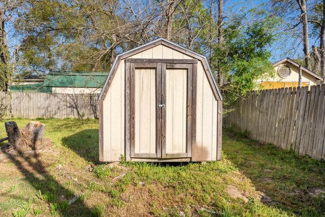 150 Pegasus Court, Conroe, TX 77306