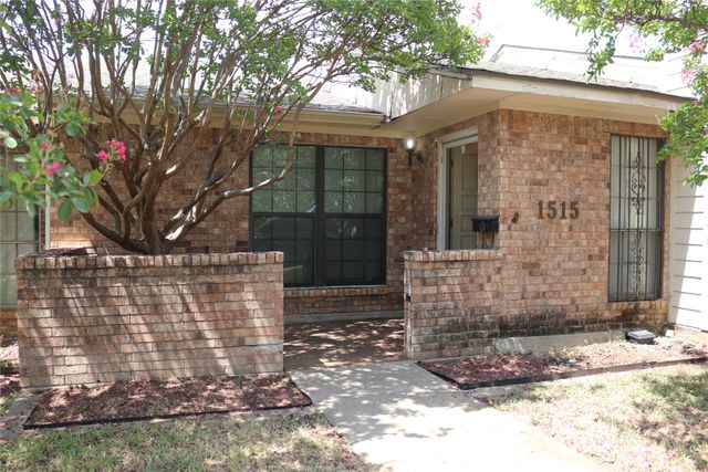 1515 Cherrycrest Street, Dallas, TX 75228