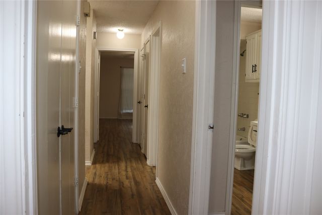1515 Cherrycrest Street, Dallas, TX 75228