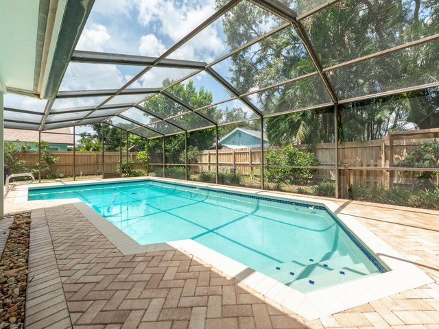 1612 MIDNIGHT PASS WAY, Clearwater, FL 33765