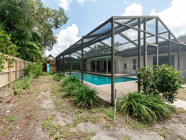 1612 MIDNIGHT PASS WAY, Clearwater, FL 33765