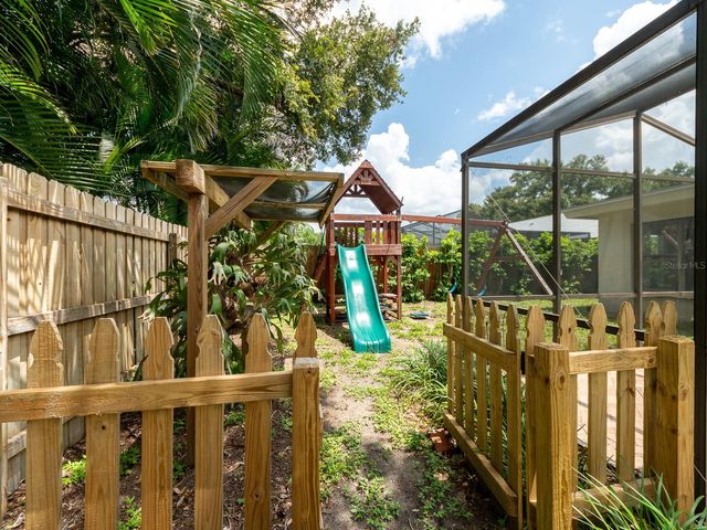 1612 MIDNIGHT PASS WAY, Clearwater, FL 33765