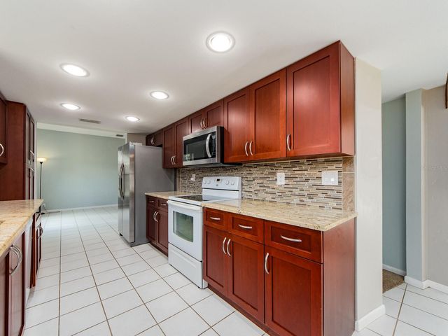 1612 MIDNIGHT PASS WAY, Clearwater, FL 33765