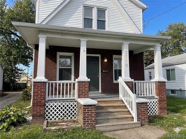 2710 Monroe Avenue, Niagara Falls, NY 14303