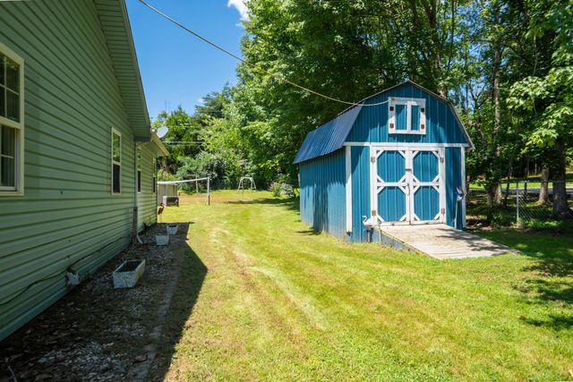 157 Woods Point Drive, Berea, KY 40403