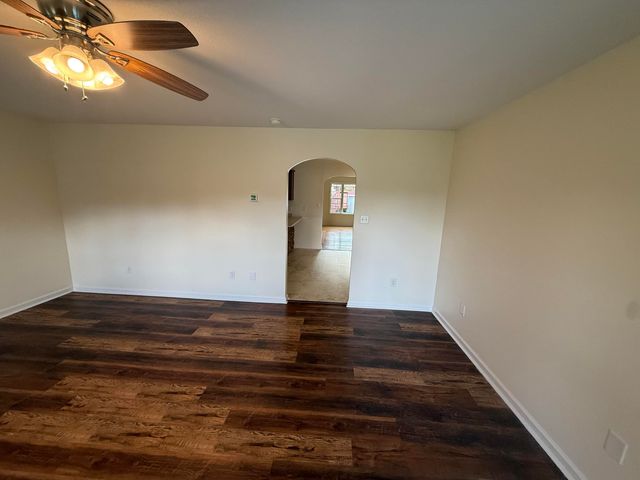 157 Woods Point Drive, Berea, KY 40403