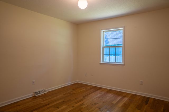 157 Woods Point Drive, Berea, KY 40403