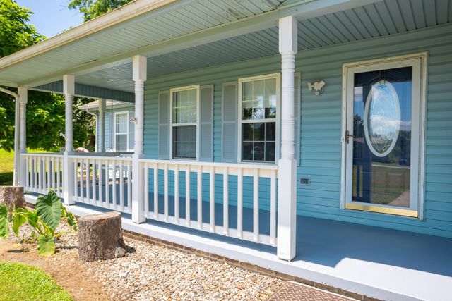 157 Woods Point Drive, Berea, KY 40403