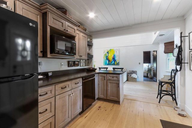 20 Collie STREET, Williams Bay, WI 53191