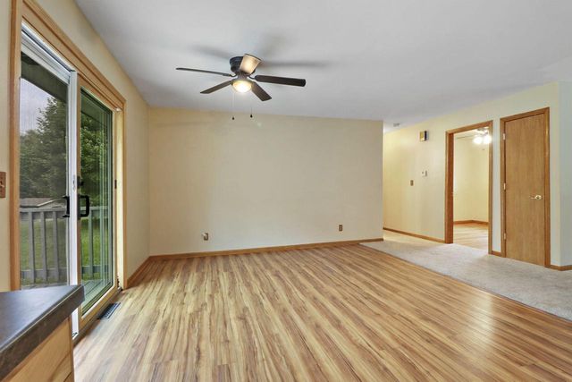 2340 N Browns Lake DRIVE, Burlington, WI 53105