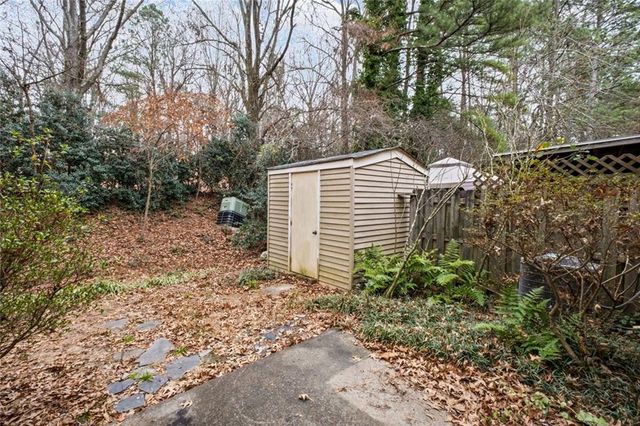 8843 Applegate Lane, Atlanta, GA 30350