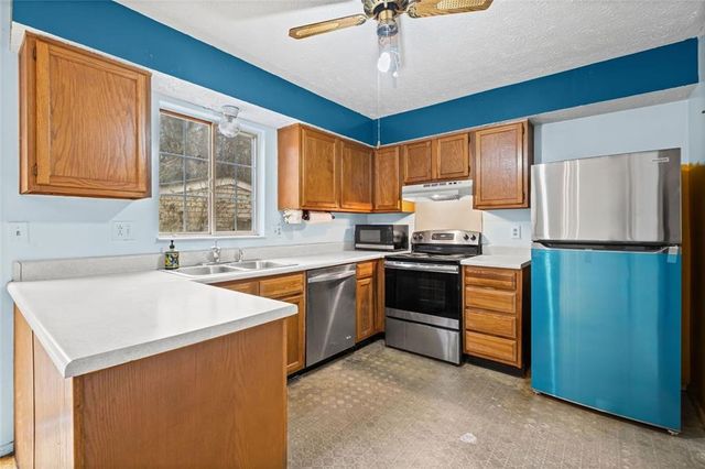 8843 Applegate Lane, Atlanta, GA 30350