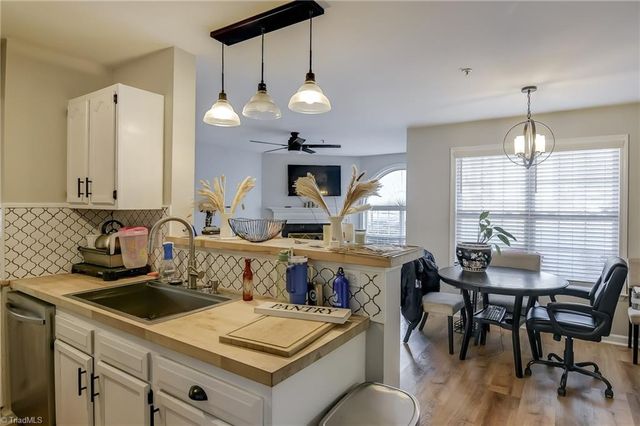 514 Rivertree Lane, Winston-salem, NC 27103