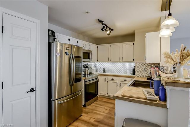 514 Rivertree Lane, Winston-salem, NC 27103