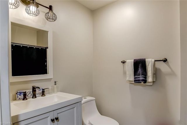 514 Rivertree Lane, Winston-salem, NC 27103