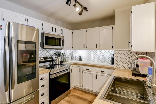 514 Rivertree Lane, Winston-salem, NC 27103