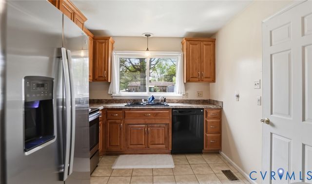 598 Old Wagner Rd, Petersburg, VA 23805