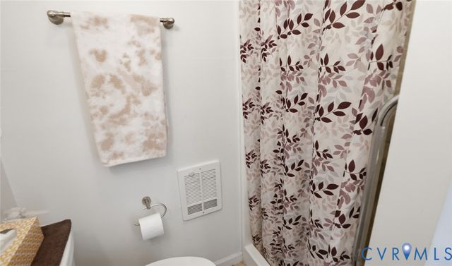 598 Old Wagner Rd, Petersburg, VA 23805